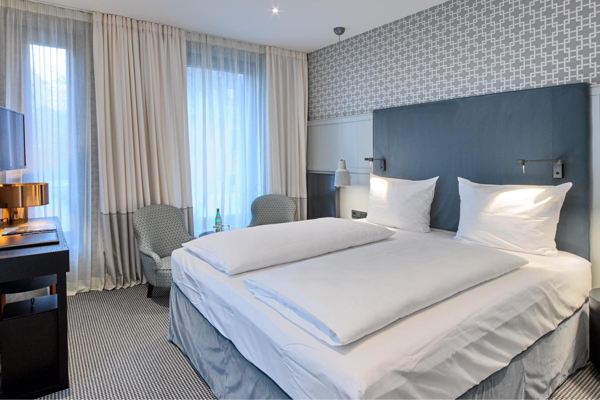 Hotel Am Ochsentor อันแดร์นาค ภายนอก รูปภาพ